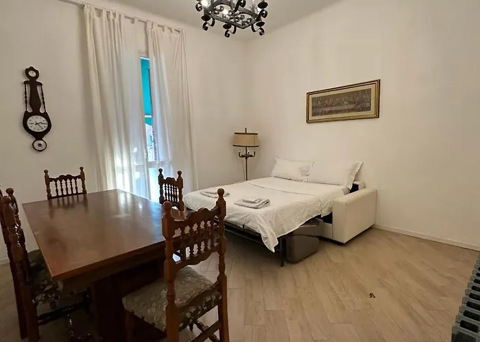 Arc Carracci Apartman *