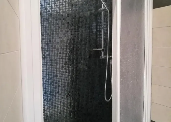 Arc Carracci * Bologne